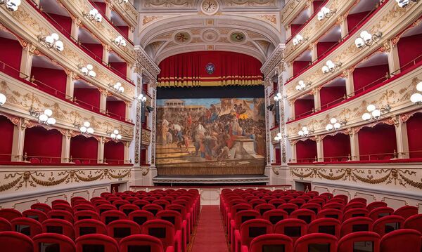  Teatro Marrucino